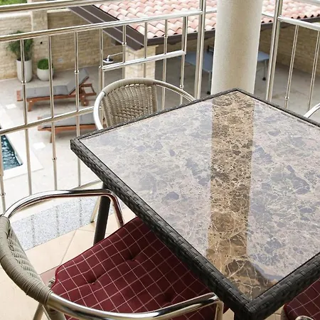 Tomic Apartments Porec Exterior photo