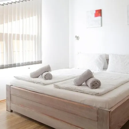 Tomic Apartments Porec Exterior photo