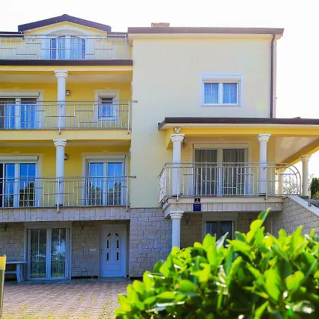 Tomic Apartments Porec Exterior photo