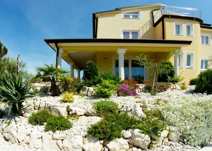 Tomic Apartments