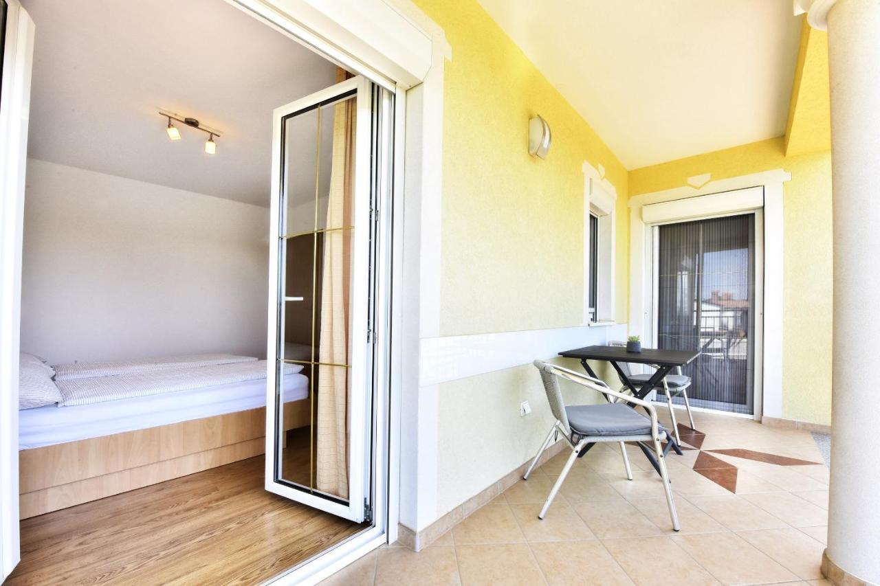 Tomic Apartment *