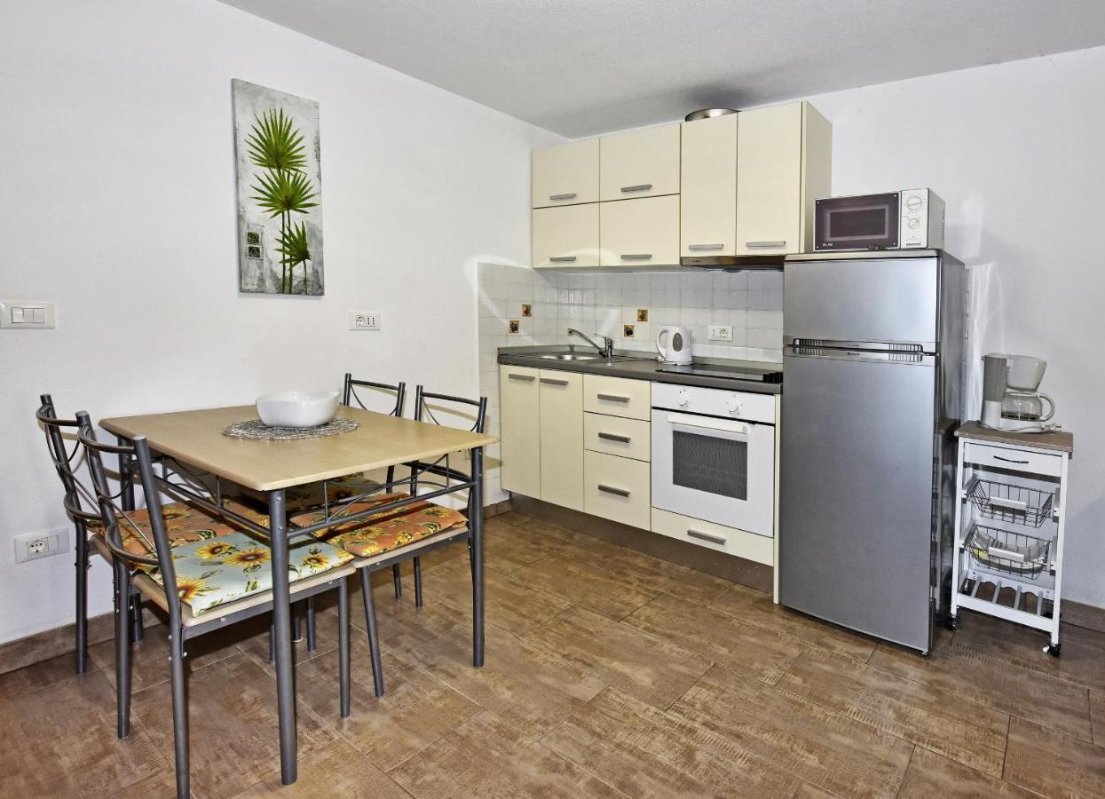 Apartment Tomic