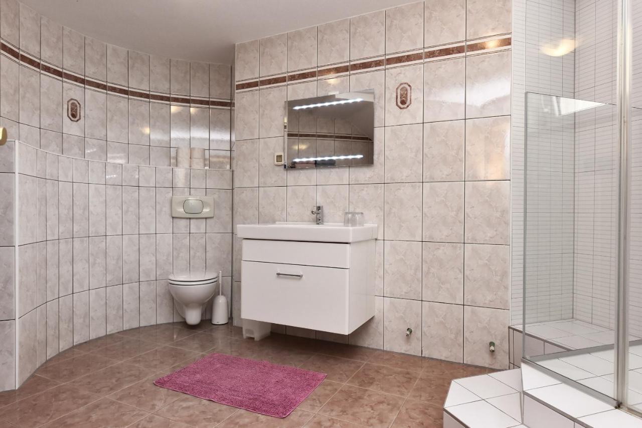 Apartment Tomic *