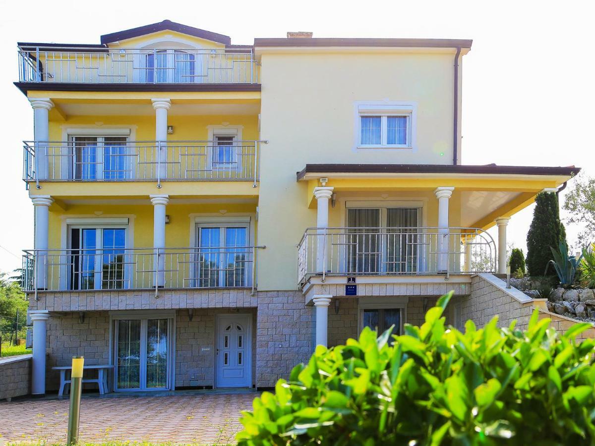 Apartment Tomic